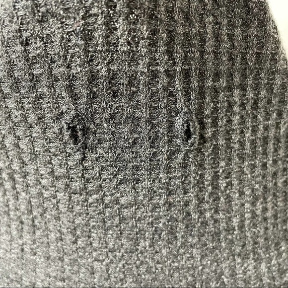 Roolee Charcoal Grey Raglan Cowl Neck Tee size M - Picture 4 of 6